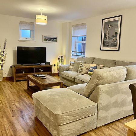 La Scala Inverness City Apartment 외부 사진